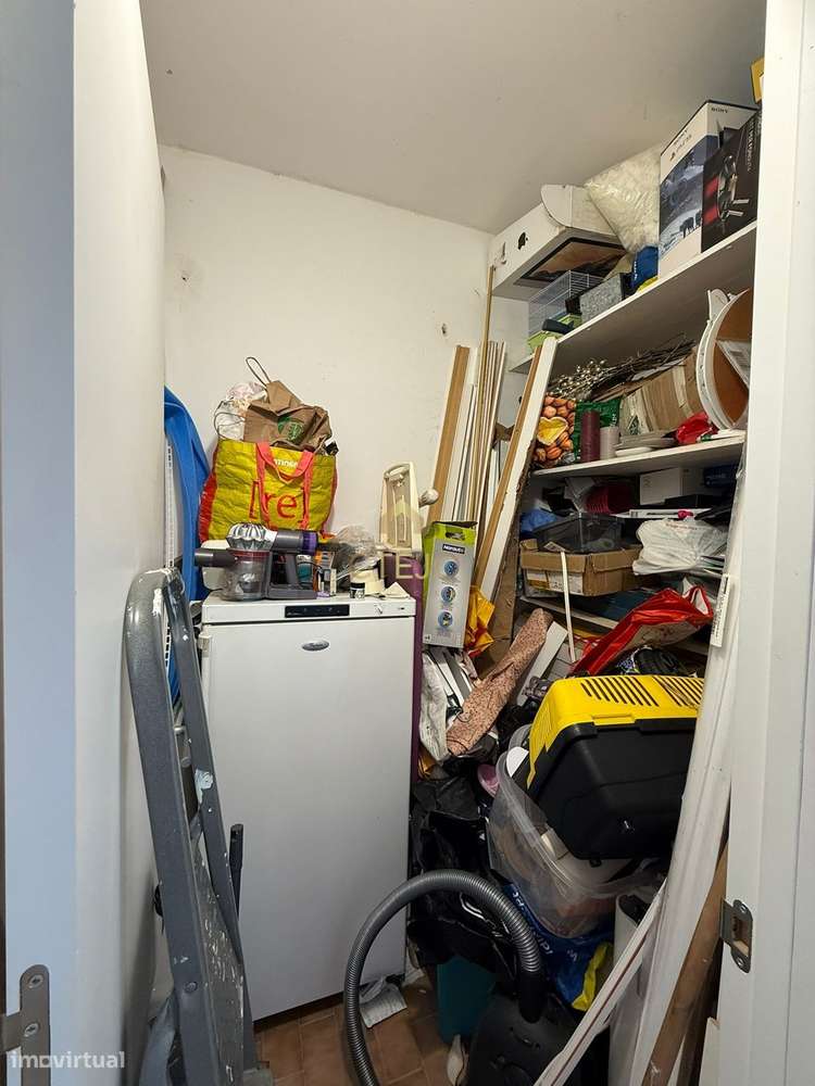 T3  BOA LOCALIZAÇÃO  COM  ESTACIONAMENTO FRENTE E TRASEIRA  DO IMÓVEL-11