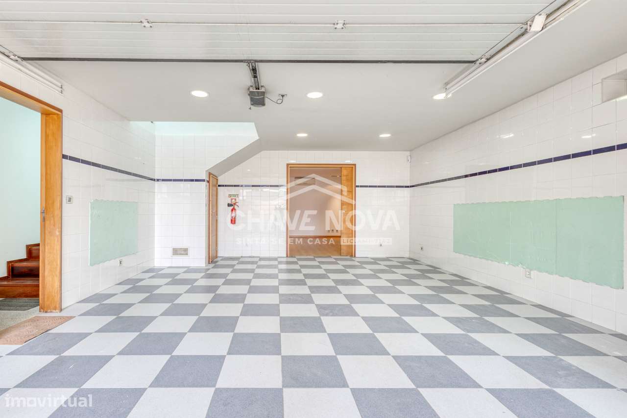 Moradia T3 Canidelo COMO NOVA com Piscina 4 Frentes-24