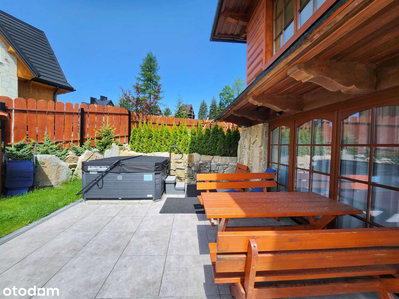 Widokowy apartament z dużym tarasem ziemnym, własne jacuzzi-15