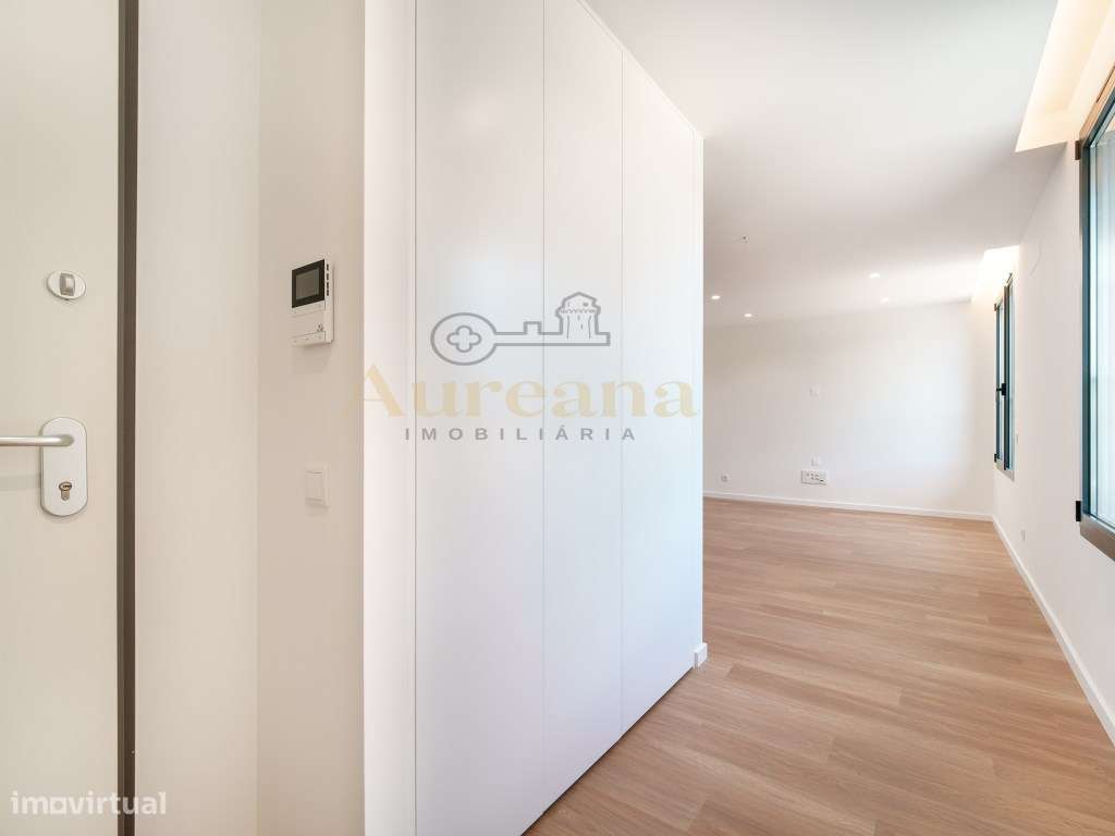 Apartamento T1 em empreendimento novo e de luxo com Piscina Privada...-10
