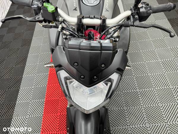 Yamaha MT - 22