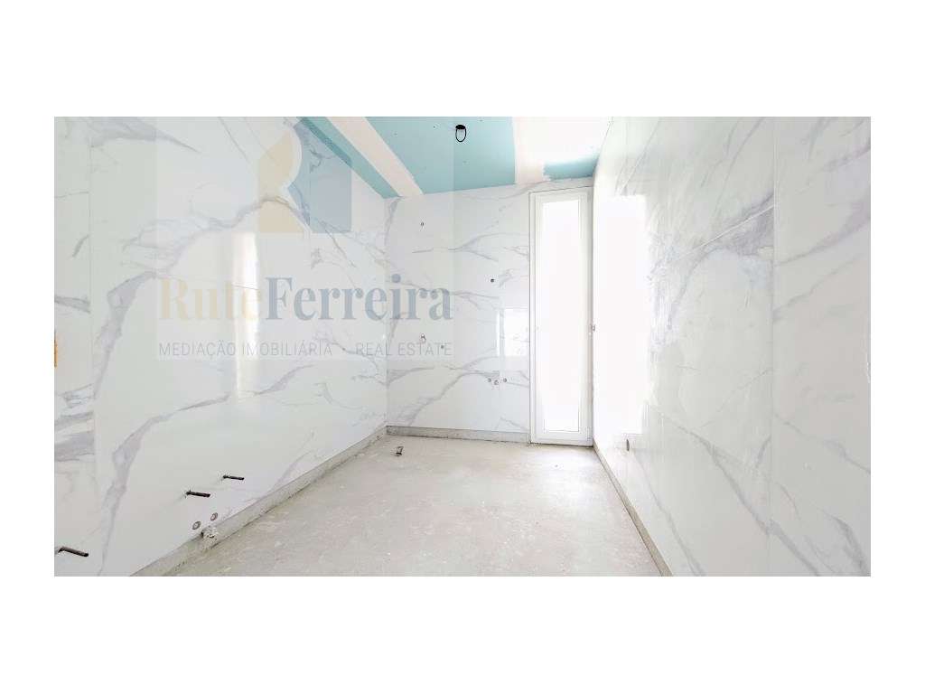 Moradia T4 Nova na Ericeira com Piscina!!!!-16