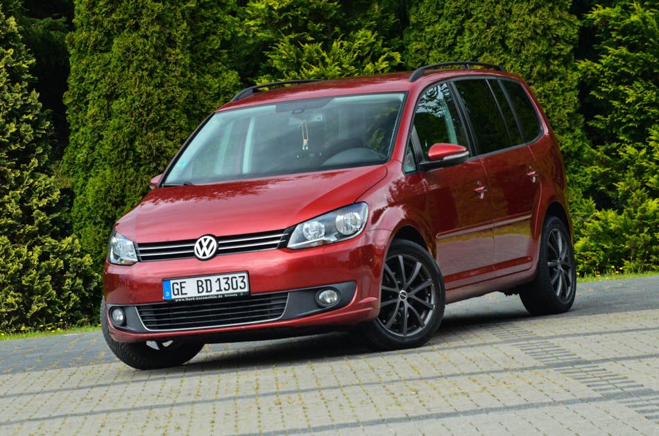 Volkswagen Touran II 1.6 TDI DPF BlueMotion Technology DSG Comfortline 2012