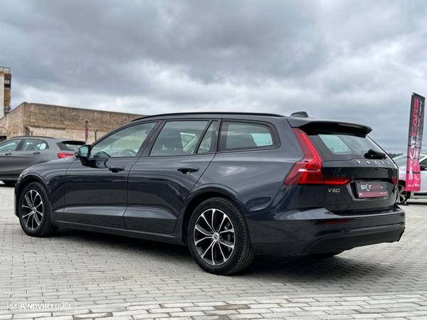 Volvo V60 2.0 D3 Momentum Core Geartronic - 6