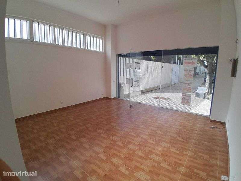 Loja / Escritório em Open Space – Benfica - Grande imagem: 5/9