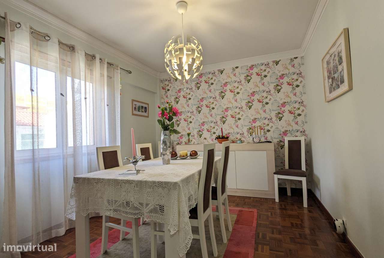 Moradia T5 no centro de Alverca - Grande imagem: 4/15