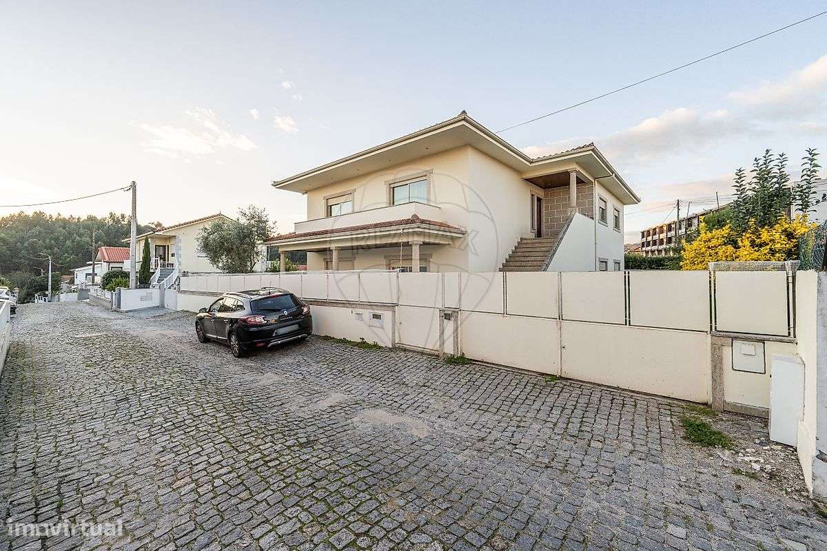 Moradia T3 para venda-0