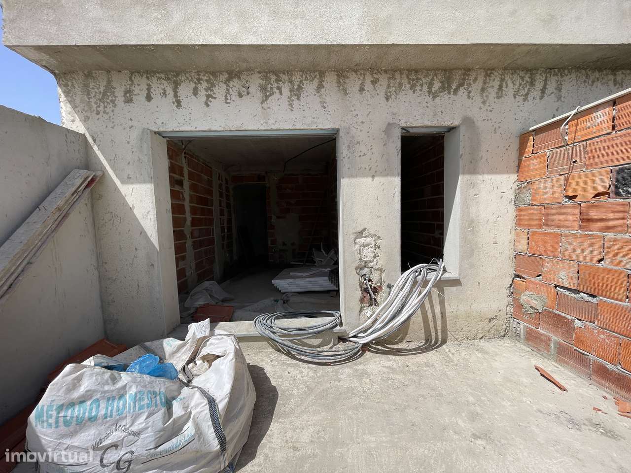 Moradia nova T3 logradouro Quinta do conde Sesimbra-14