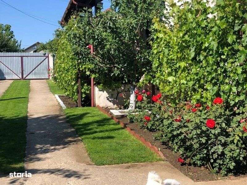 Vila - parter + mansarda -   Sendreni,  jud. Galati - Imagine principală: 4/10