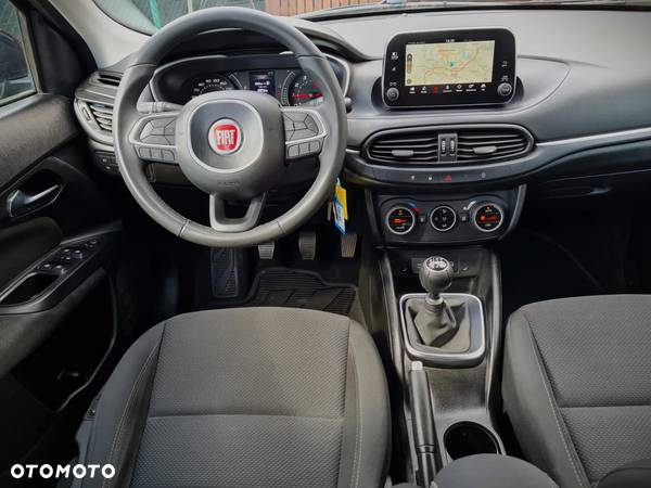 Fiat Tipo Kombi 1.4 T-Jet Lounge - 29