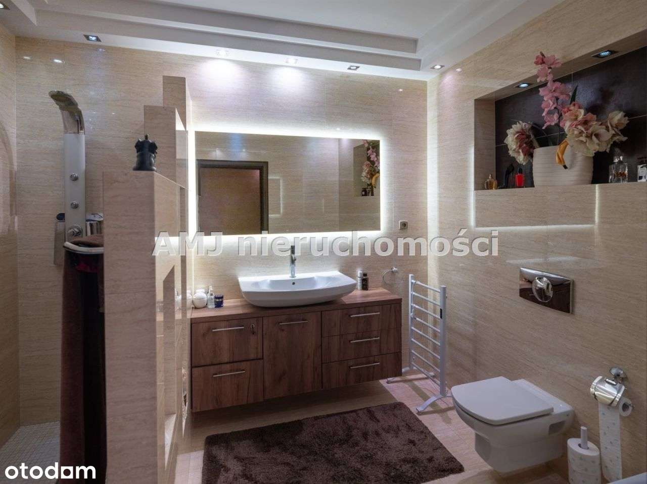 Dom marzeń w otoczeniu lasu-13