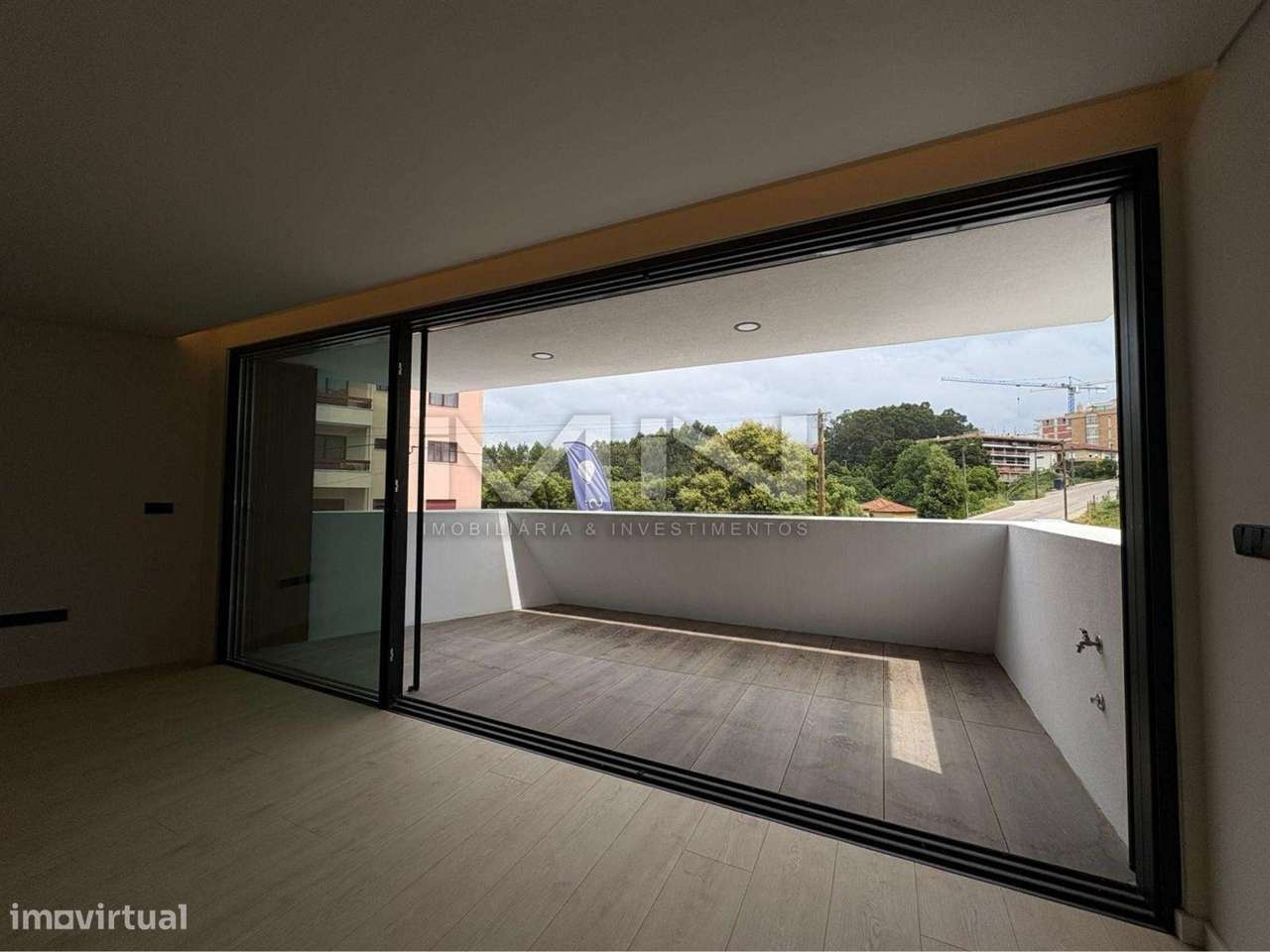 Exclusividade E Modernidade No Centro De Gondomar Apartamento T1 Novo