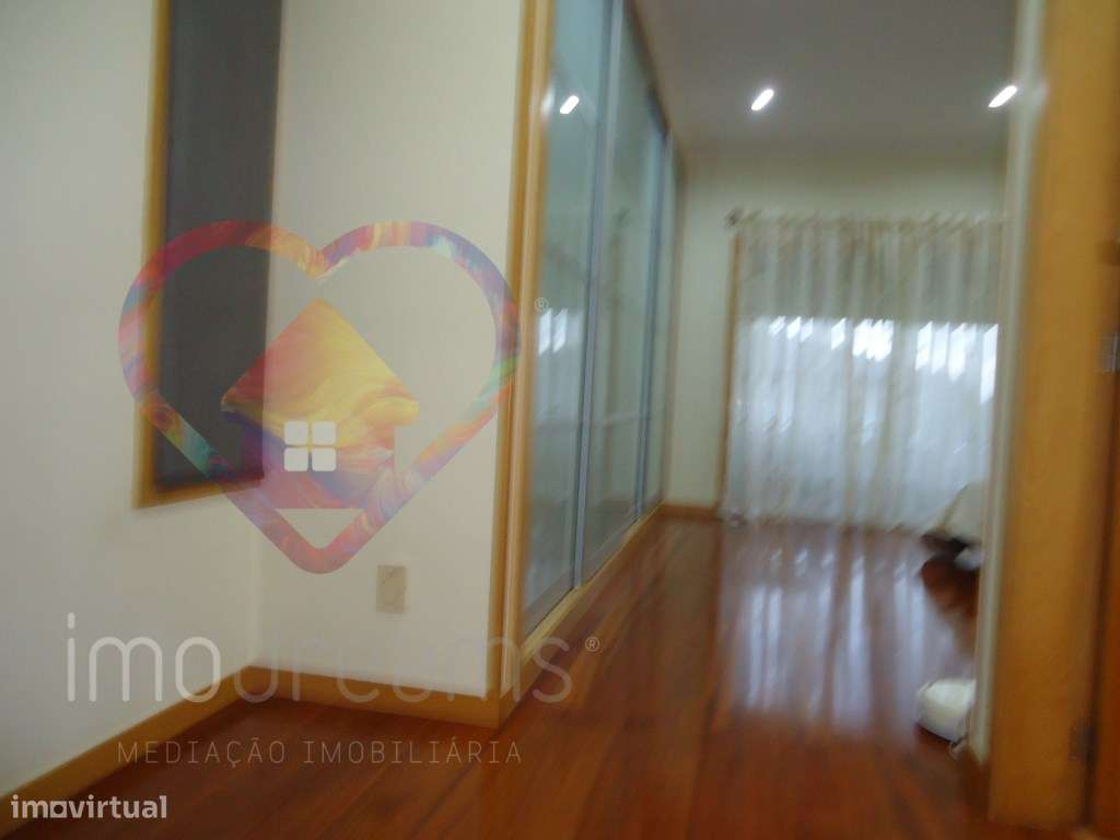 MORADIA T3 EM PINHEIRO DA BEMPOSTA - OLIVEIRA DE AZEMEIS -AVEIRO-12