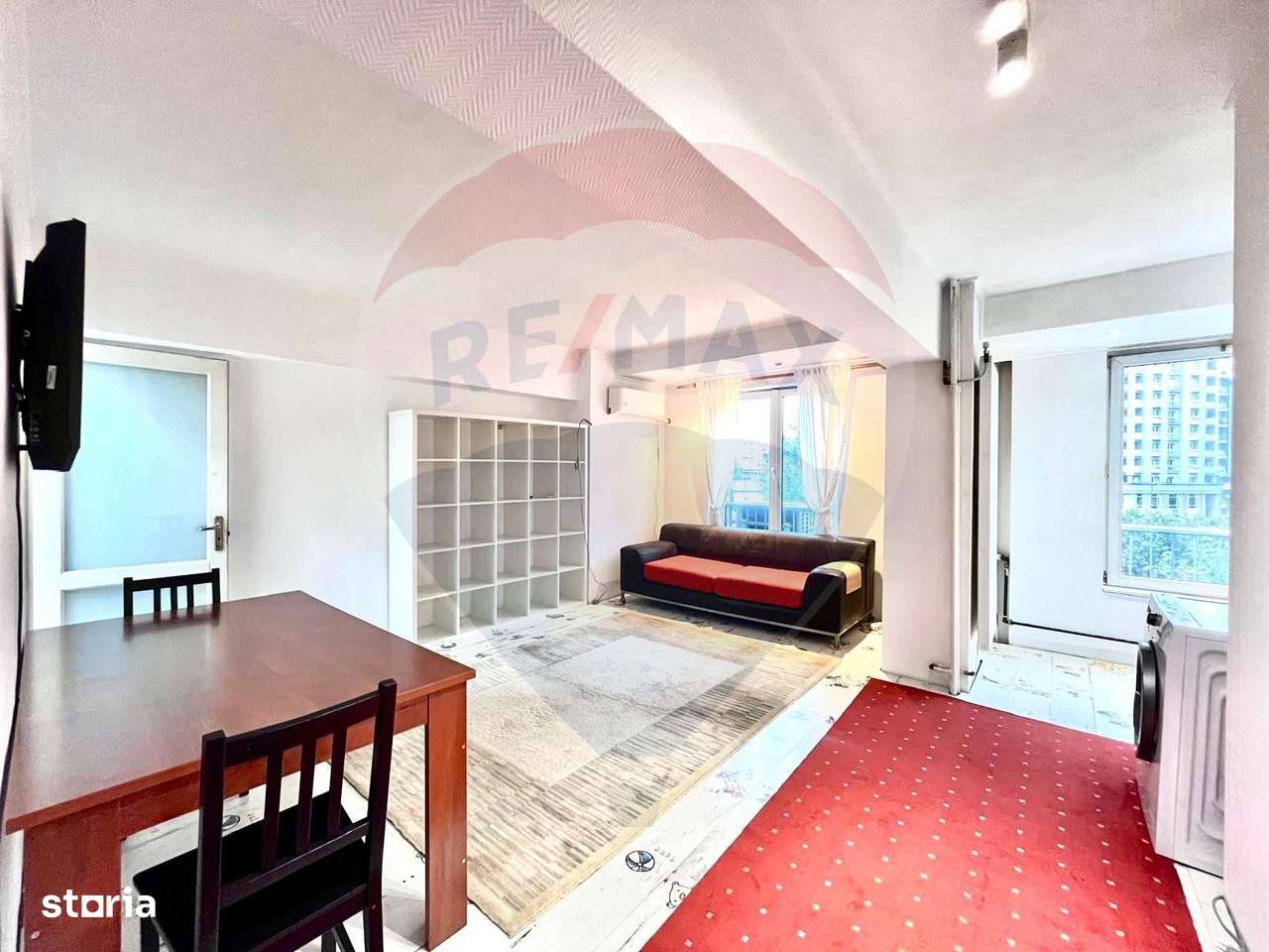 Apartament cu 2 camere de vanzare in Calea Victoriei nr 1-3