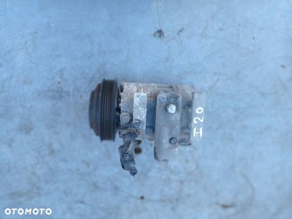 Kompresor Klimatyzacji Hyundai I20 1.2 08- 8J112-0639 - 1