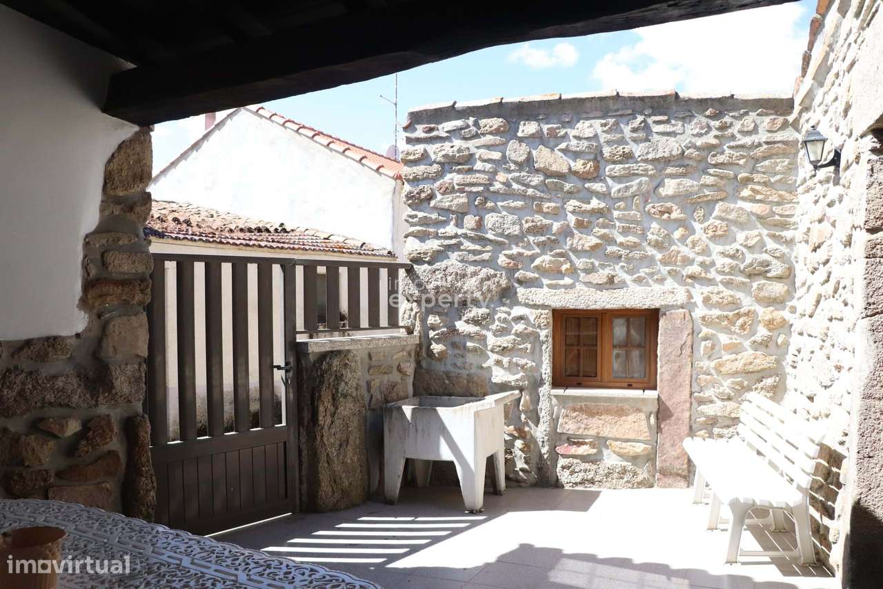 Moradia em S. Pedro do Rio Seco, Guarda-7