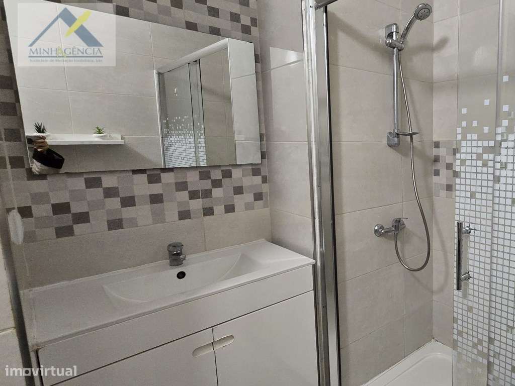 Apartamento T1 com varanda no Bonfim em Setúbal-22