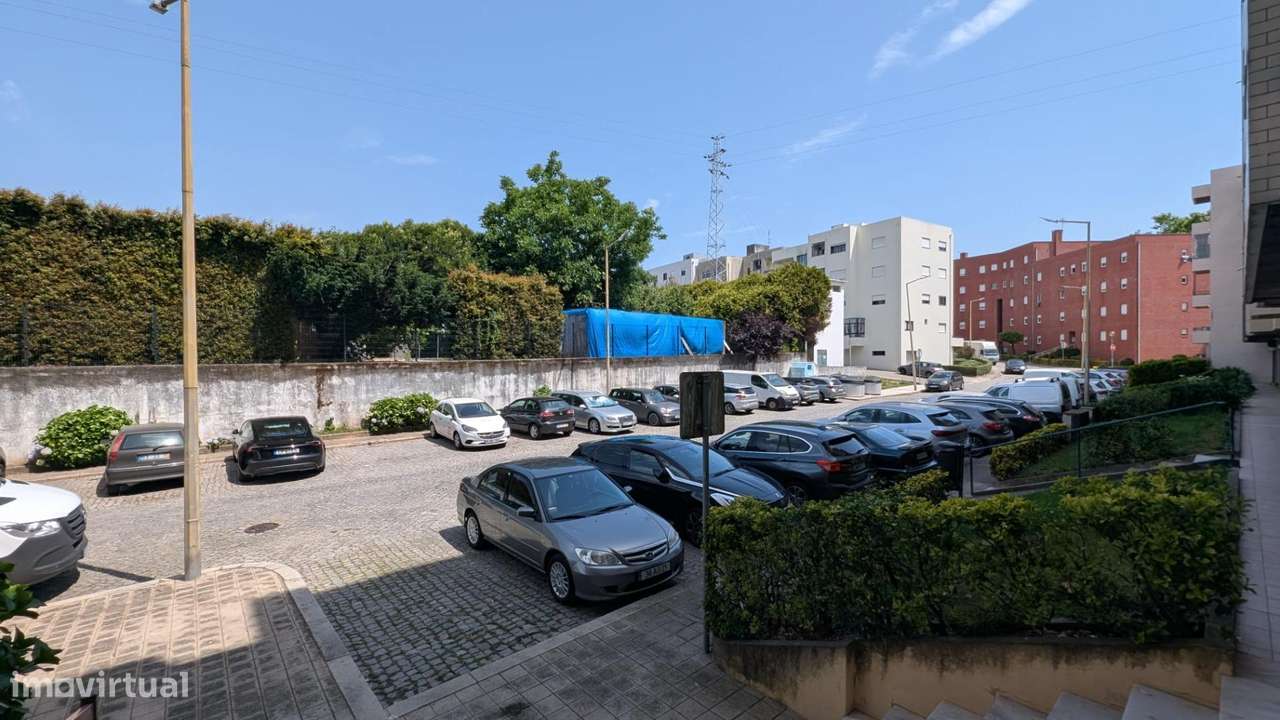 Excelente Apartamento T2 à venda na Maia-23