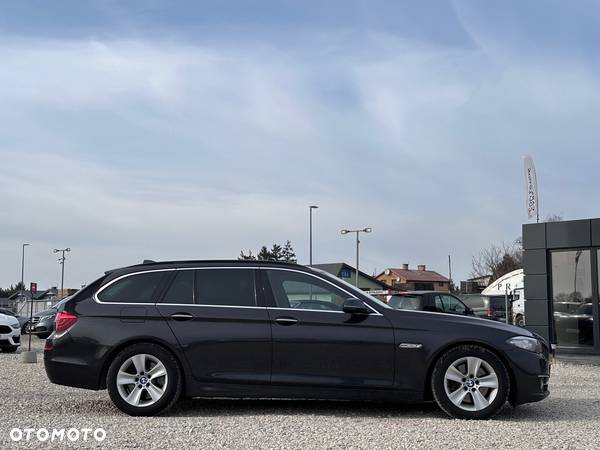 BMW Seria 5 530d Touring Luxury Line - 3