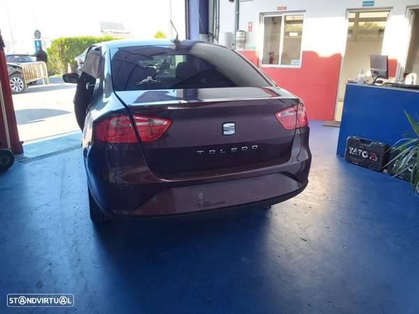 Seat Toledo 1.6 TDI às Peças - 2