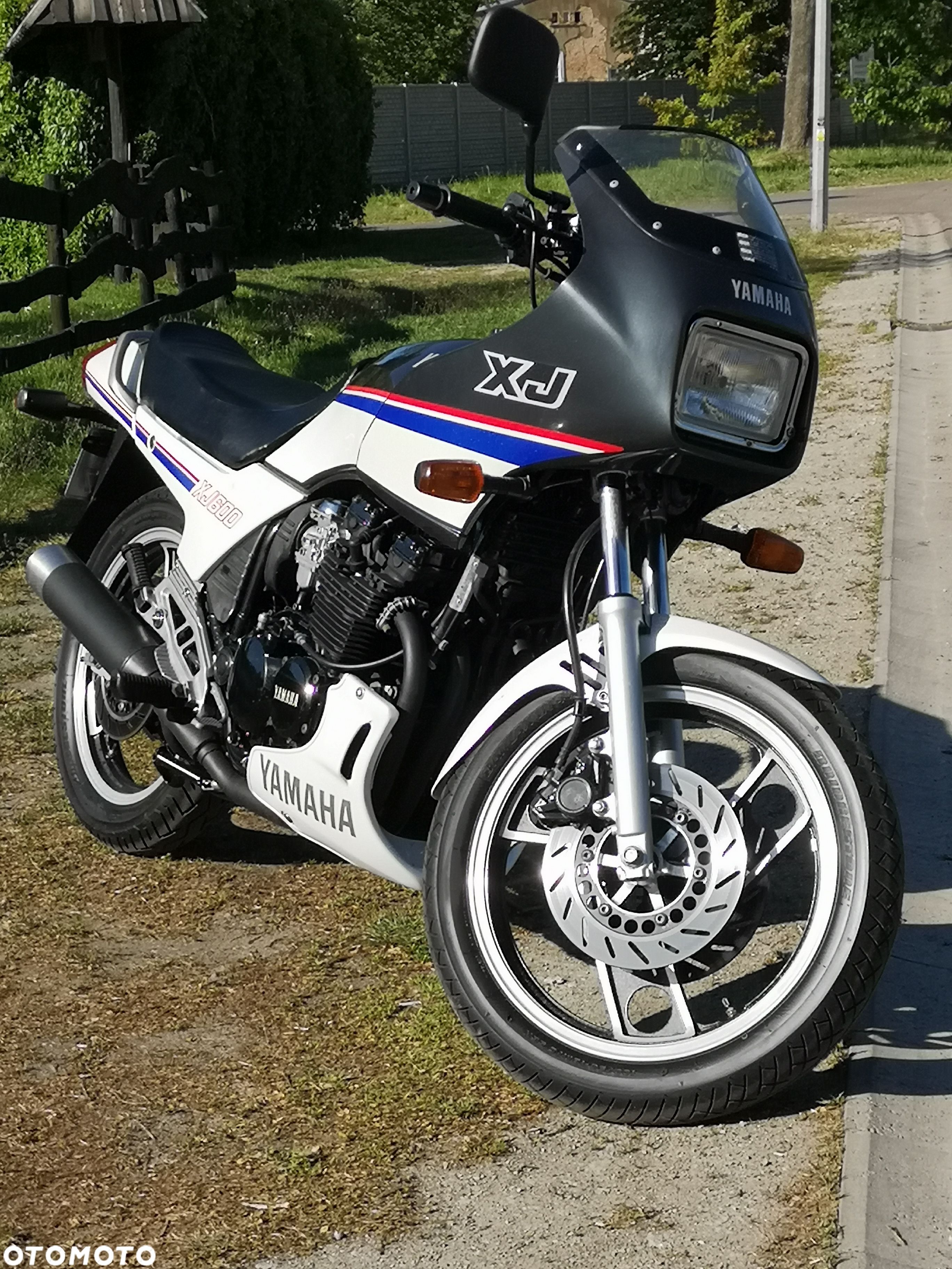 Yamaha XJ - 1
