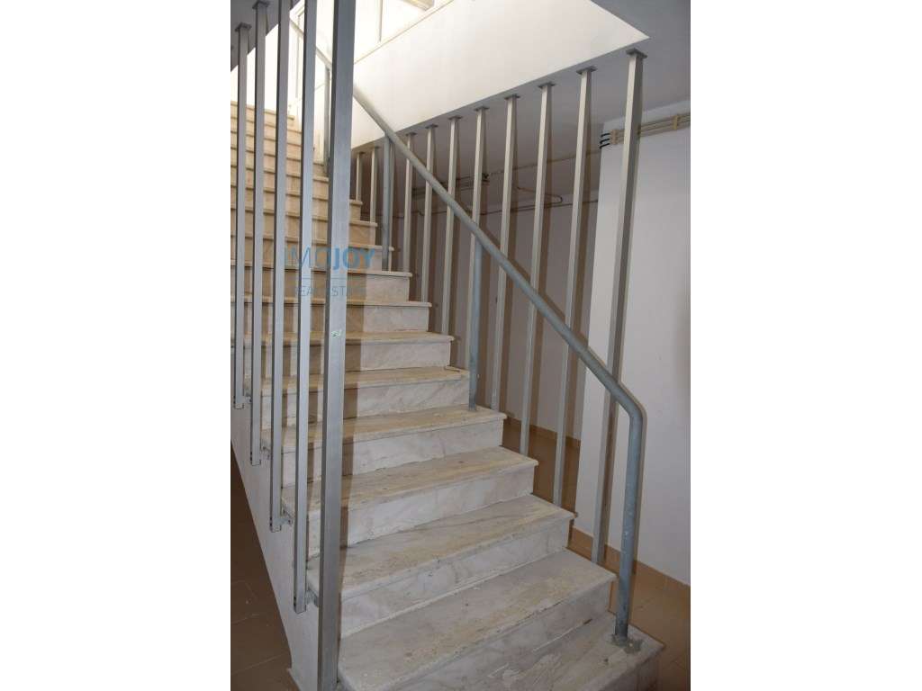 Loja para Venda na Guia em Albufeira - Grande imagem: 5/10