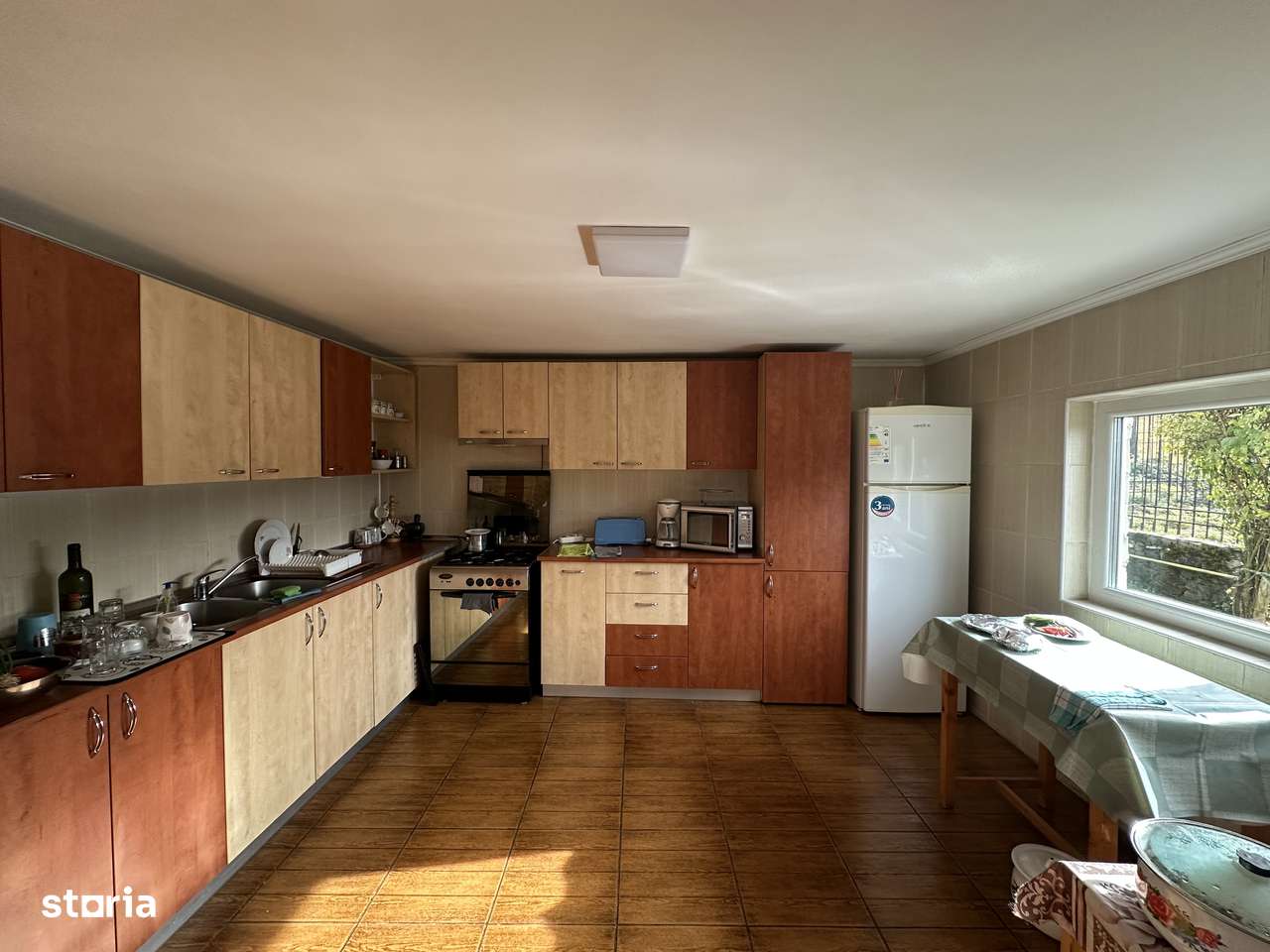 Agentia imobiliara VIGAFON vinde pensiune-casa de vacanta Predeal-2