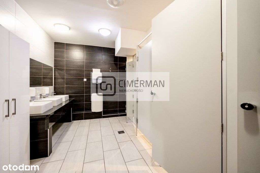 Lokal 460 m2 | open space + gabinety | parking-14