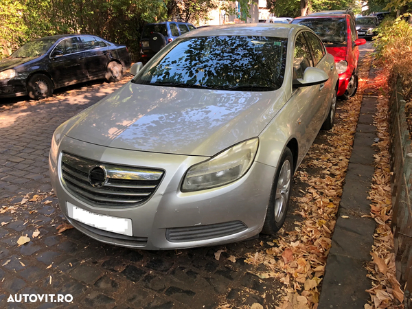 Bara fata Opel Insignia 2011 argintiu gri - 3