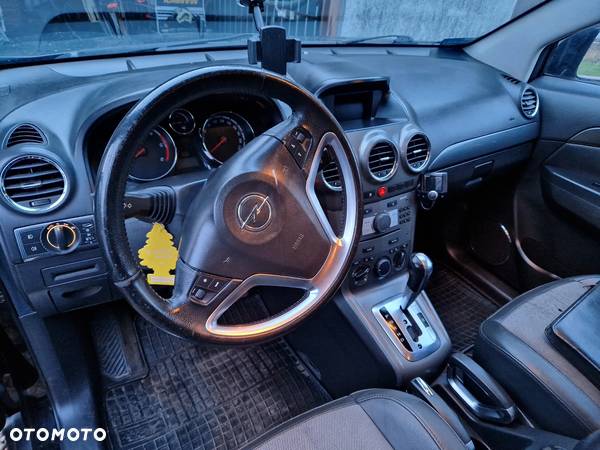 Opel Antara - 8