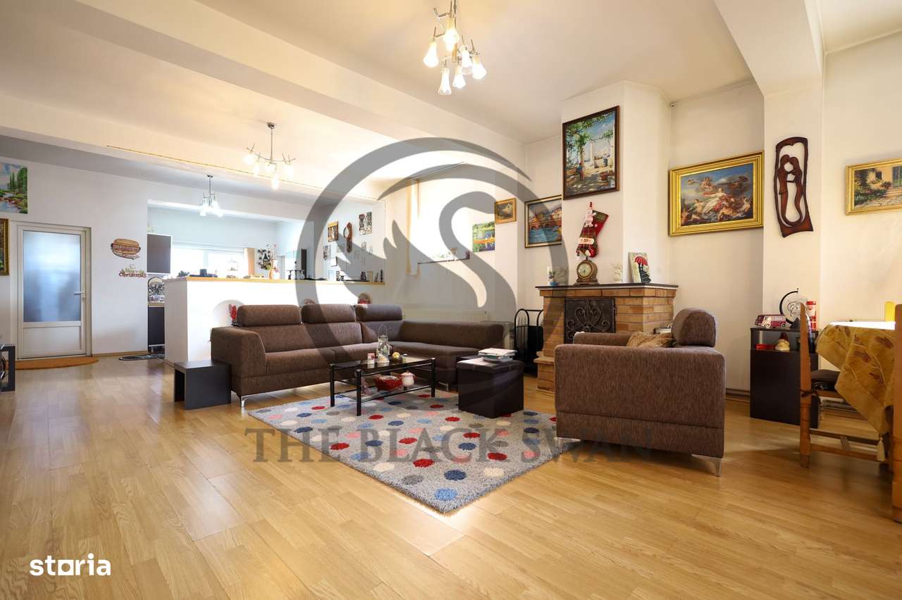 Casa / Vila cu 7 camere de vanzare I Poiana Campina I Comision 0% - Imagine principală: 4/20