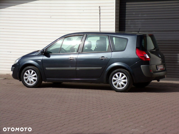 Renault Scenic - 11