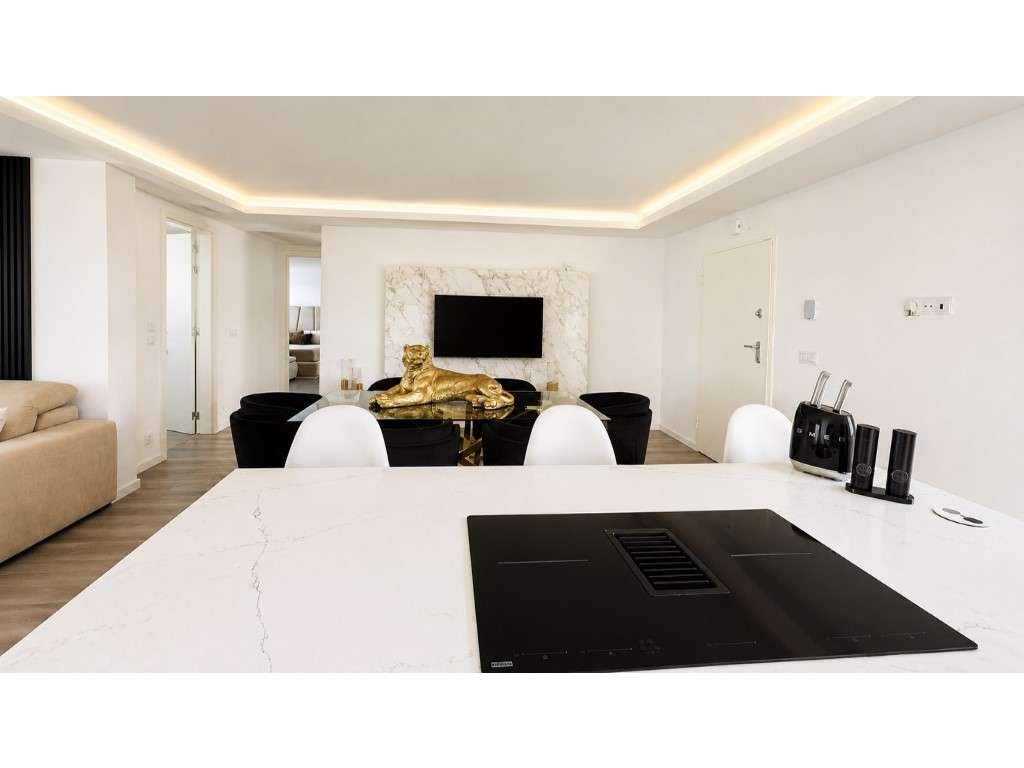 Exclusiva Moradia Térrea T3 | 2.000 m² | Piscina Aquecida | Anexo C...-6
