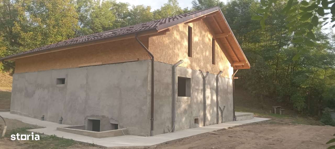 Casa Iedera de Sus - Dambovita / Moreni - Imagine principală: 4/7