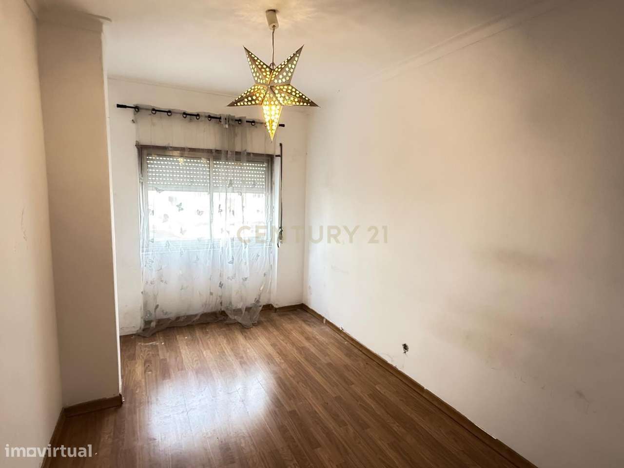 T3 no Coração da Arrentela – Oportunidade Única! 250.000 Euros-1