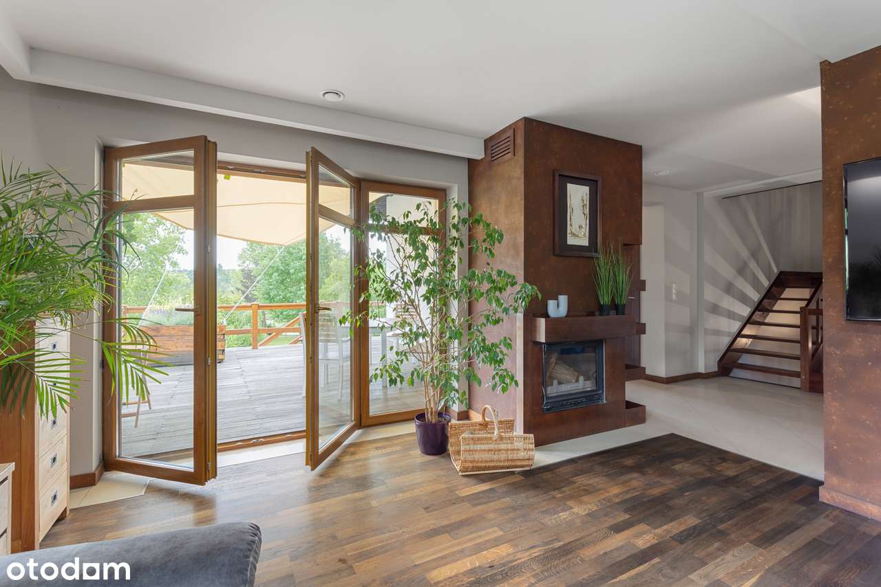 Wyjątkowy dom obok lasu i jezior! Wygodny dojazd do centrum miasta-2