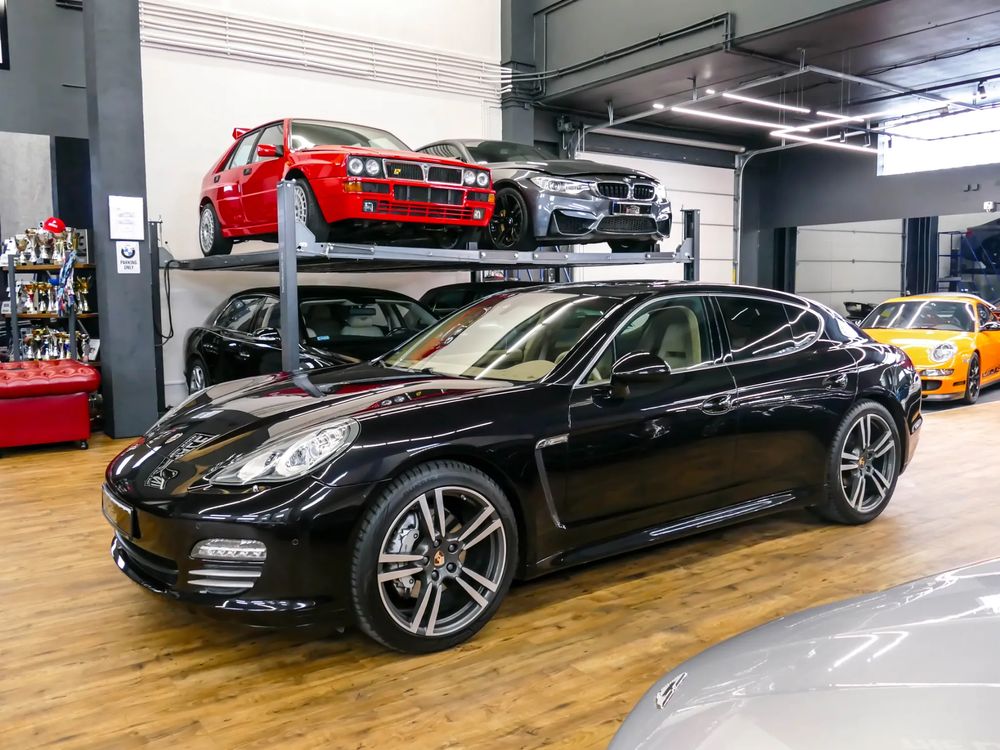Porsche Panamera 4S PDK 2010