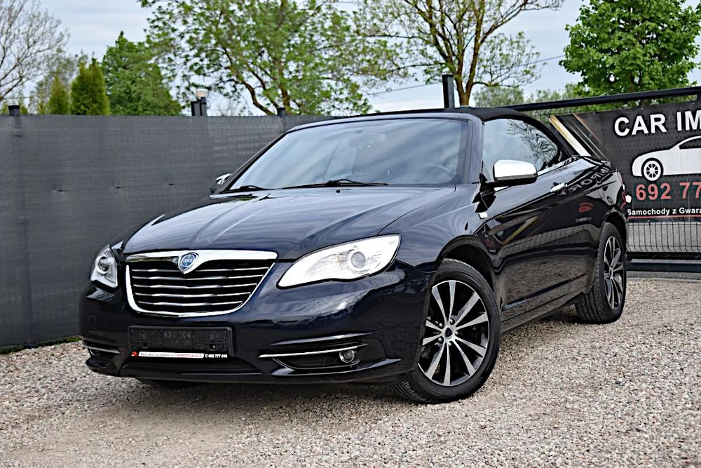 Chrysler 200 2012