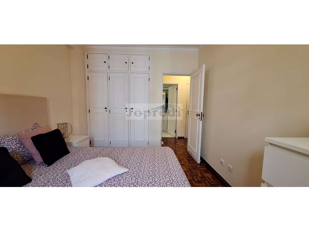 Apartamento T2 com arrecadação-10