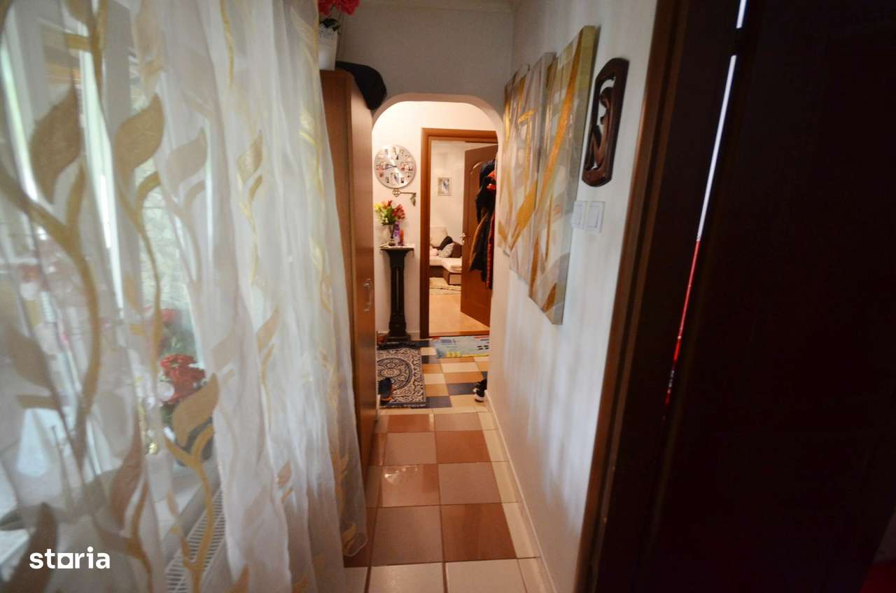 Casa din caramida, Parter + Pod - Dobroesti-10