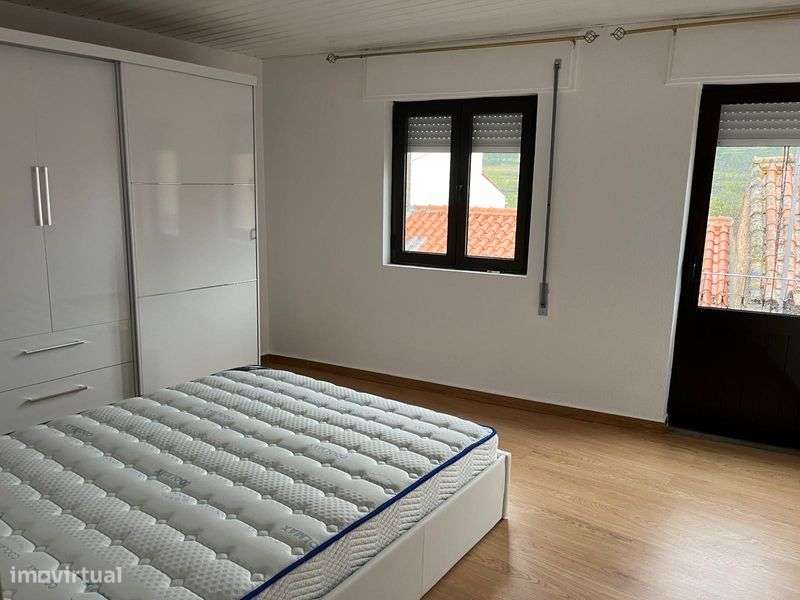 Moradia T3- Aluga-se - Grande imagem: 4/9