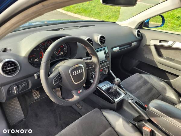 Audi A3 2.0 TDI DPF Ambition - 9