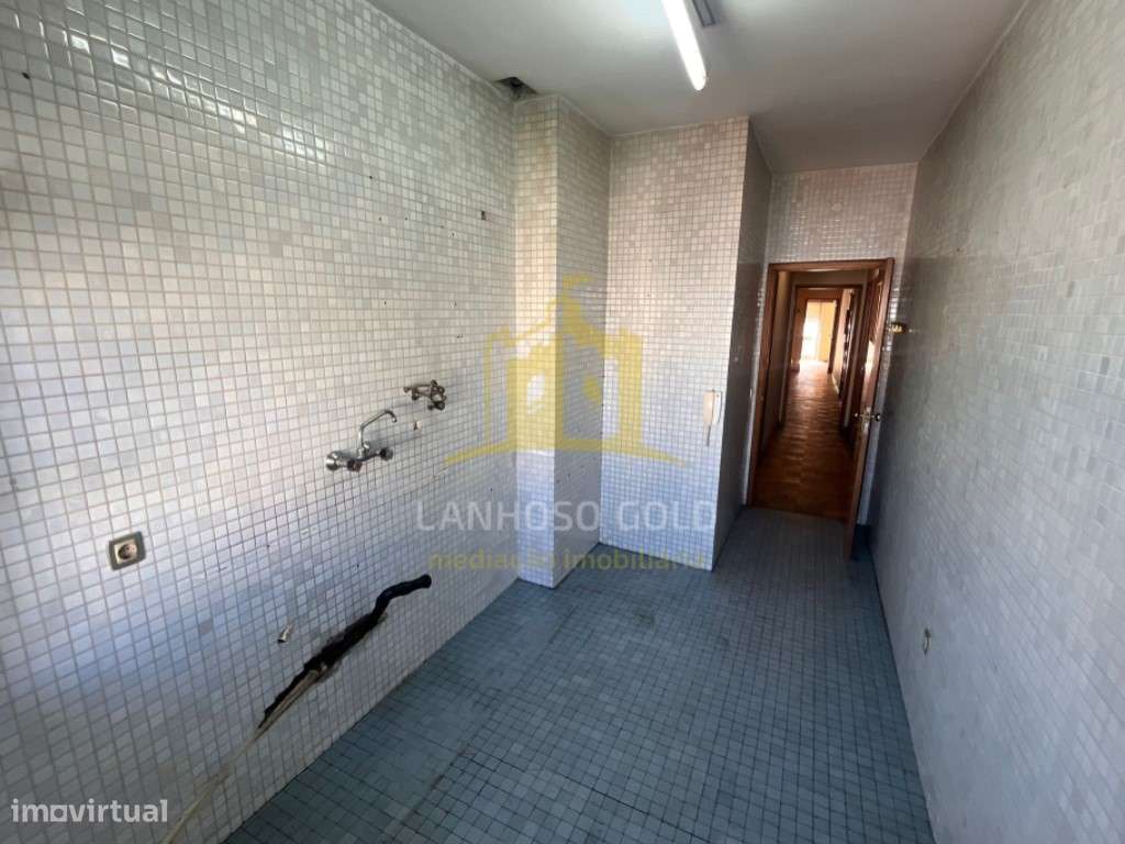 Apartamento T4 em São Vicente, Braga-6