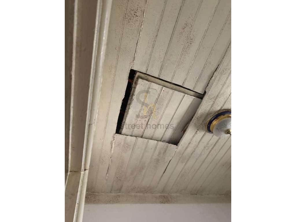 Prédio com dois pisos independentes para recuperação total-20