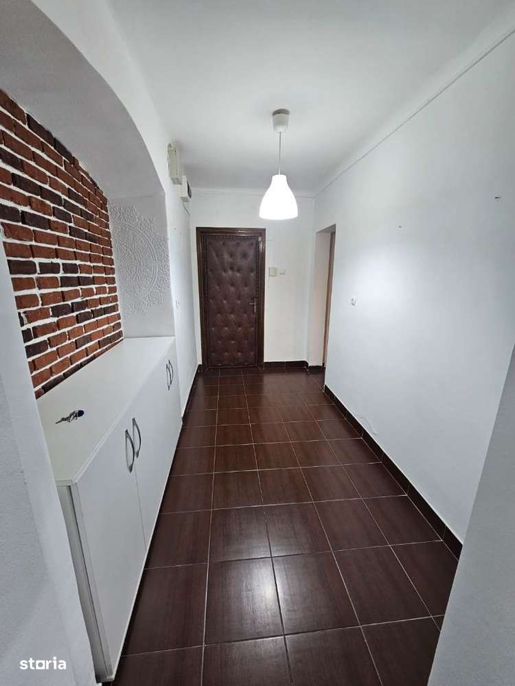 Spatiu pretabil birouri zona Ultracentrala / loc de parcare !! - Imagine principală: 4/7