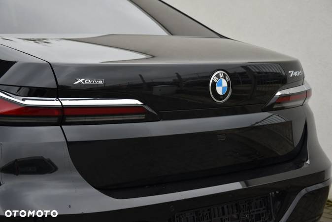 BMW Seria 7 740d xDrive mHEV sport - 10