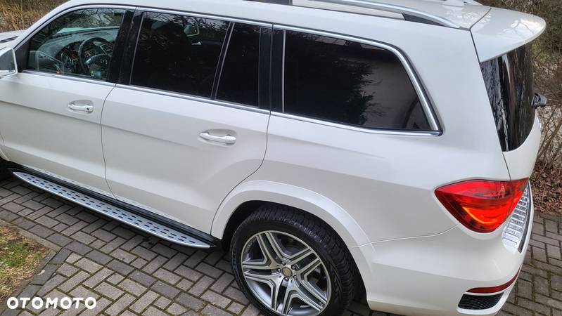 Mercedes-Benz GL 350 BlueTec 4-Matic - 5