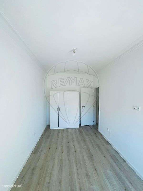 Prédio  para venda - Grande imagem: 5/28