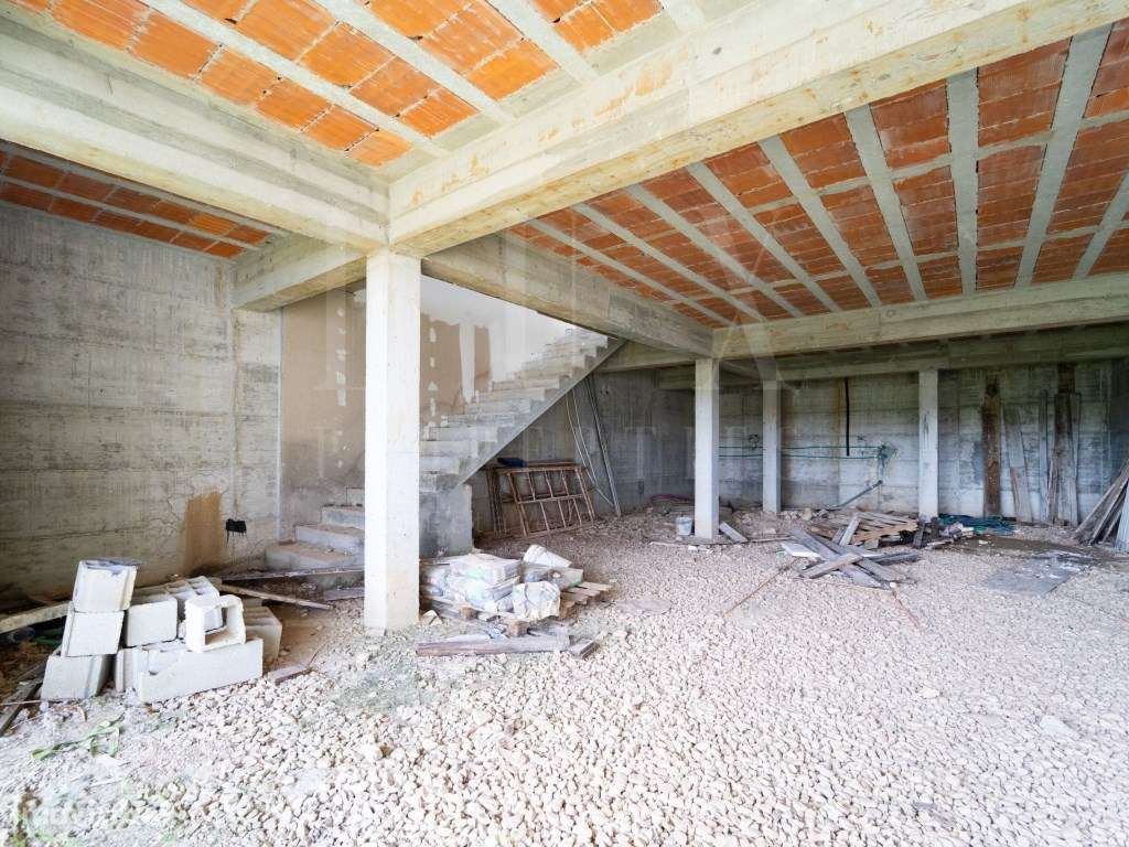 Terreno com benfeitorias | Santa Clara, Coimbra - Grande imagem: 3/30