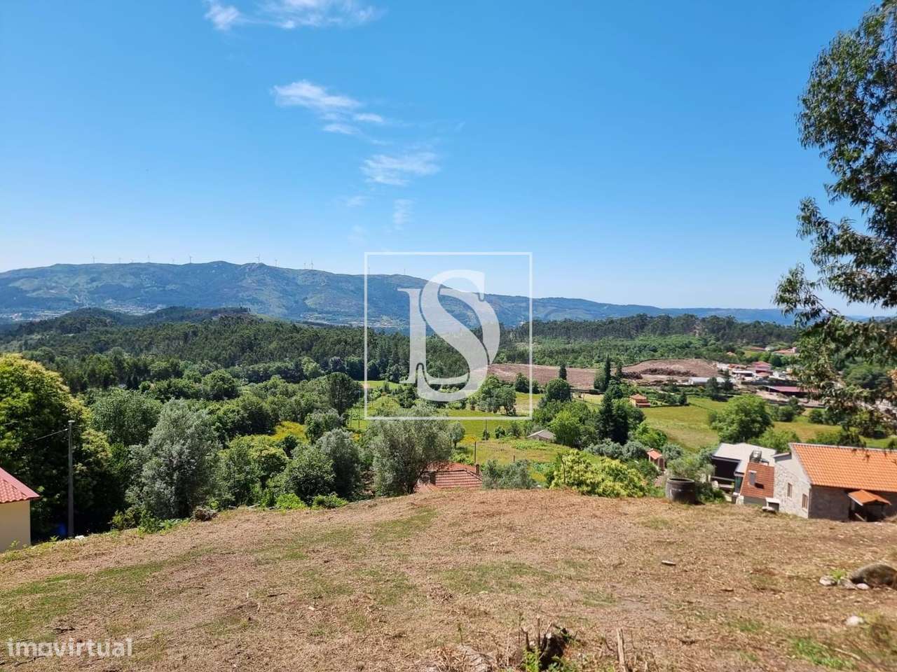 Terreno com Capacidade de Construção - Grande imagem: 4/30